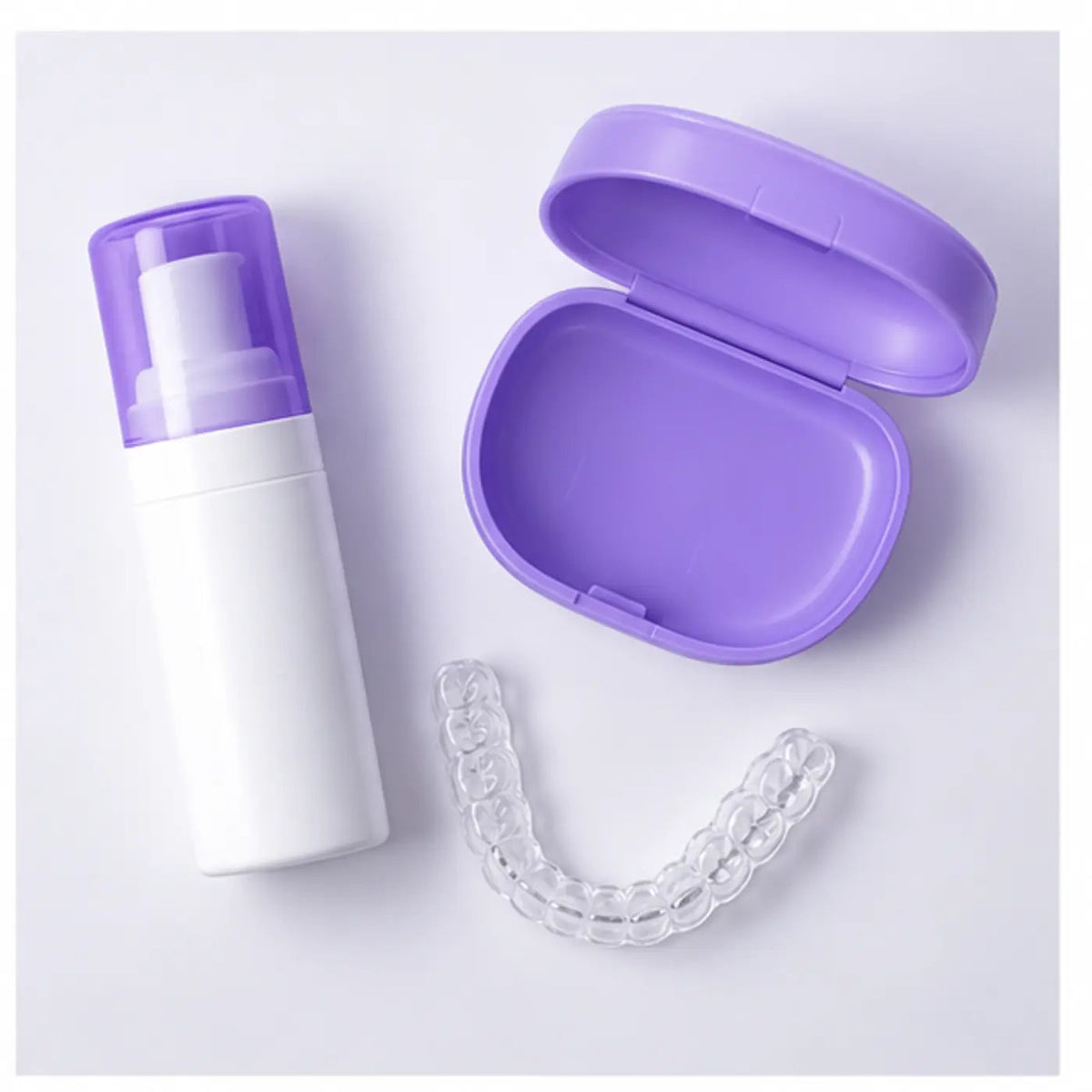 SmileWide Aligner Cleaner + Whitening Foam – product view