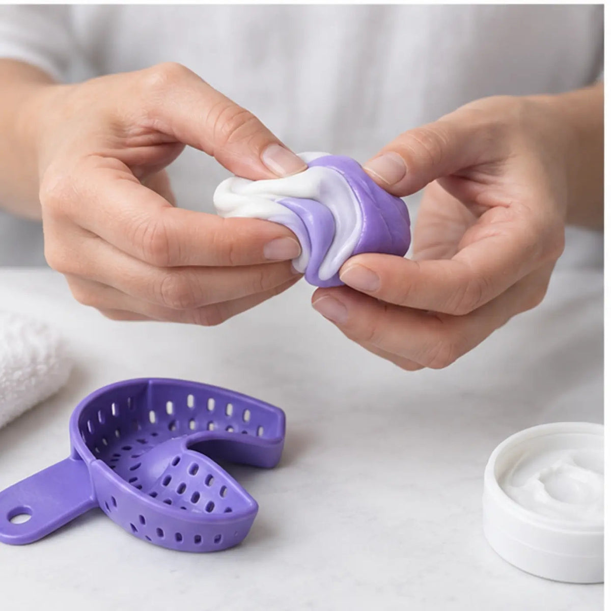 SmileWide At-Home Dental Impression Kit – material and feature detail